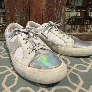 Vintage Havana Stylish Women's White and Silver Sneakers
